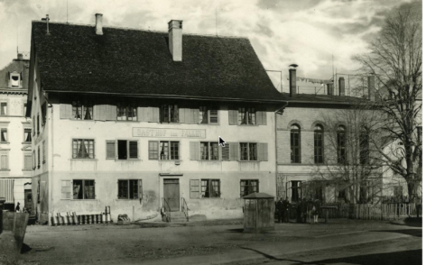 Gasthaus Falken, als der Saal noch nicht mit einer Aussentreppe verbunden war. Ca. 1910/20er Jahre