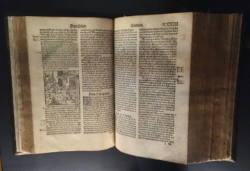 Die erste Zürcher Bibel aus der Druckerei von Christoph Froschauer, gedruckt 1529