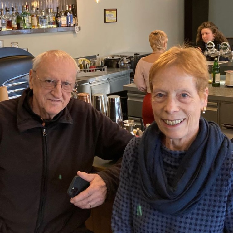 Rosmarie und Helmut Ograjenschek, Plüsch-Stammgäste und Mitglieder des Quartiervereins
