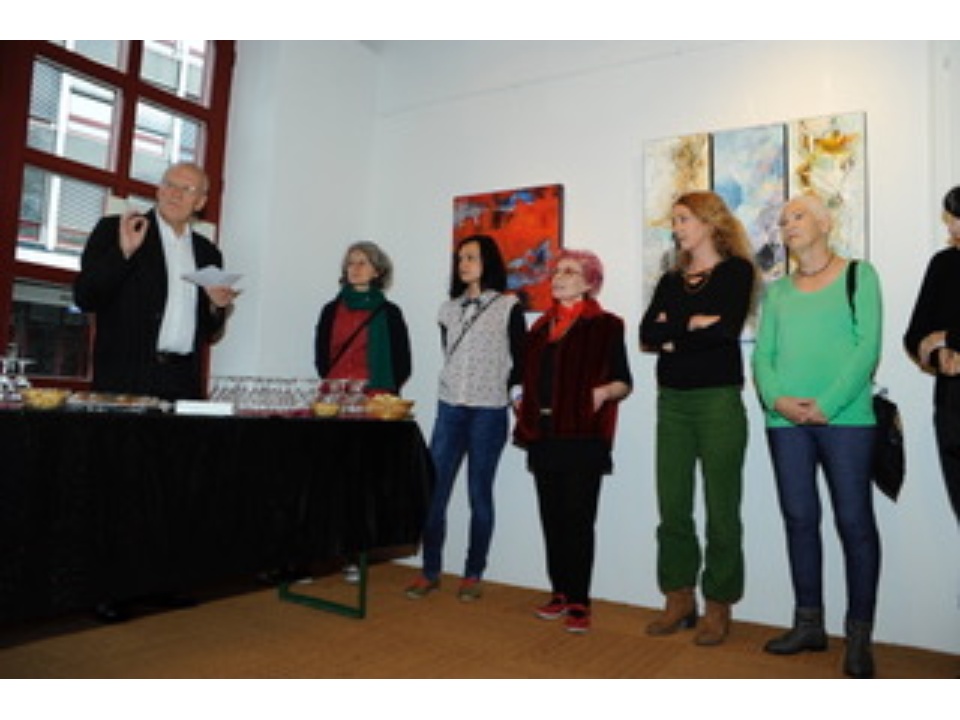 Vorstellung der fünf Künstlerinnen der zweiten Vernissage vom 28. Oktober (v. l.): Ana Delgado, Dagmar Bocakova, Graziella Schwab, Eliane Zinner und Ursula Venosta 