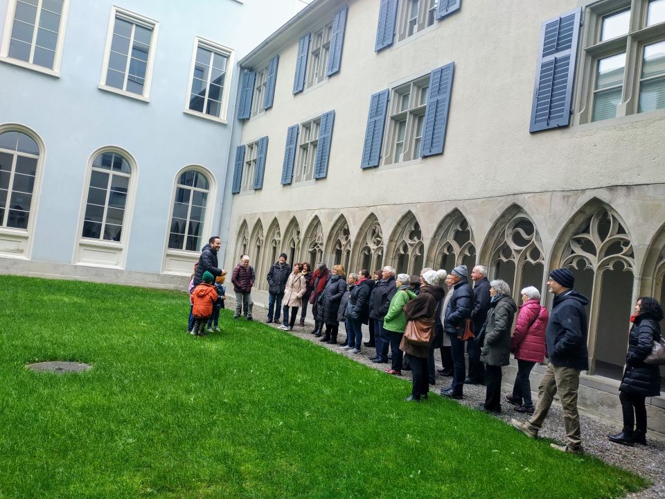 Kreuzgang des ehemaligen Barfüsserklosters im Innenhof des Zürcher Obergerichts