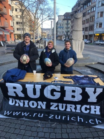 Rugby Union Spieler am Samstagnachmittag beim Glühweinhüttli