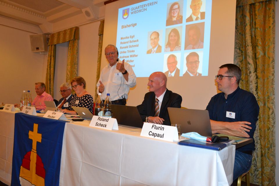 Vorstand 2020 (v.l.): Andreas Wäfler, Josef Widler, Monika Egli, Urs Rauber, Roland Scheck, Flurin Capaul (Foto Pia Meier, Zürich West) Vorstand 2020 (v.l.): Andreas Wäfler, Josef Widler, Monika Egli, Urs Rauber, Roland Scheck, Flurin Capaul (Foto Pia Meier, Zürich West)