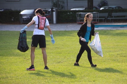 Und so präsentierte sich die Wiese nach dem Wirken des Plogging-Teams