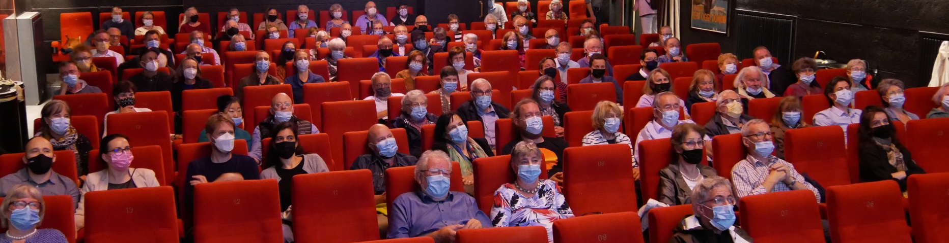 Fast voller Saal im Kino Uto an der Kalkbreite zur Welturaufführung vom 8. Juli 2021 Fast voller Saal im Kino Uto an der Kalkbreite zur Welturaufführung vom 8. Juli 2021
