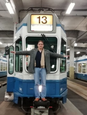 Peter Specker, ehemaliger VBZ-Trampilot, hier im Depot Hard