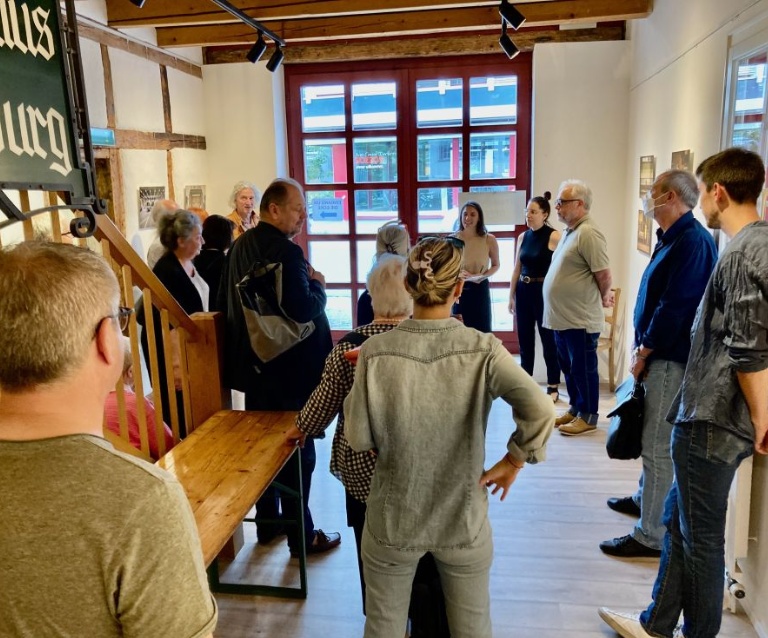 Gut besuchte Vernissage der Ausstellung #züribild im Ortsmuseum Wiedikon