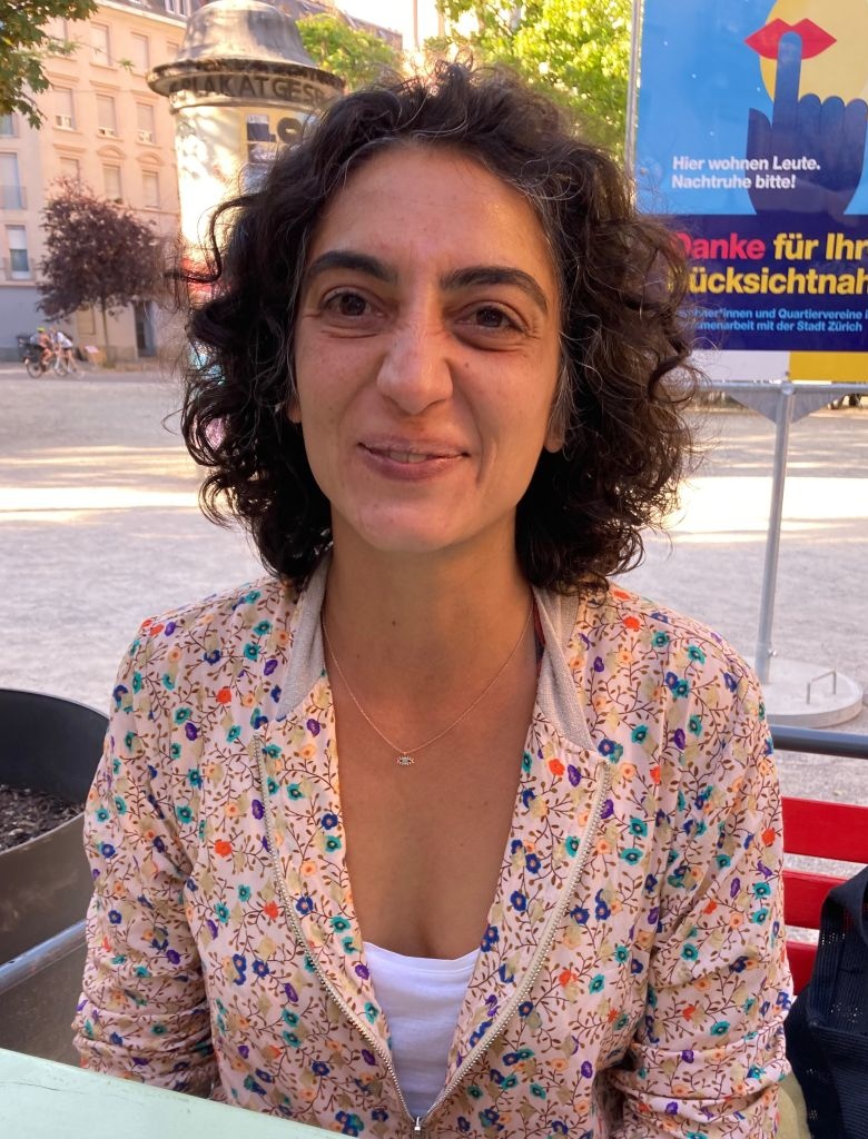 Sevil bezeichnet sich als «Chreis Cheib-Kind»