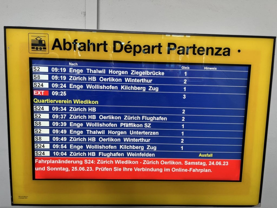 Der Extrazug für den Quartierverein fährt ab Gleis 3