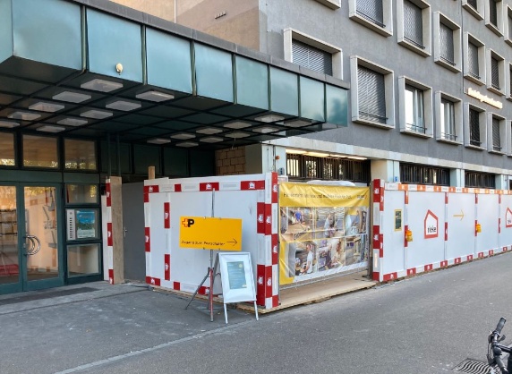 Post 8036 beim Bahnhof Wiedikon: bis 22. August im Umbau