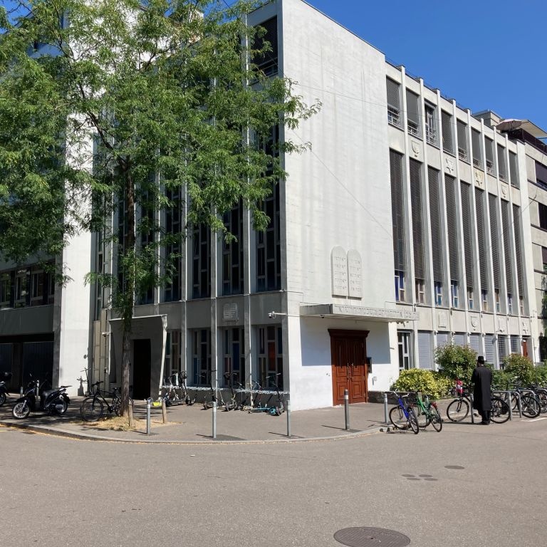 Synagoge Agudas Achim an der Weststrasse
