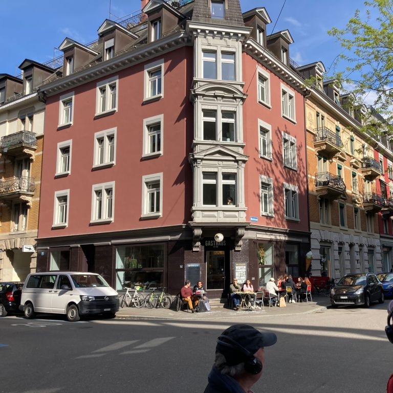 Hotel und Gasthaus «Zum guten Glück» an der Ecke Stations-/Weststrasse