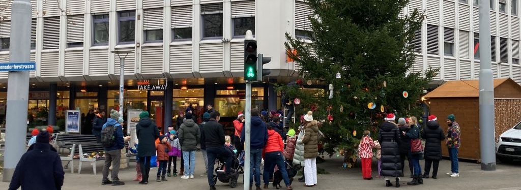 Fulminanter Auftakt zum Glühweinhüsli Fulminanter Auftakt zum Glühweinhüsli
