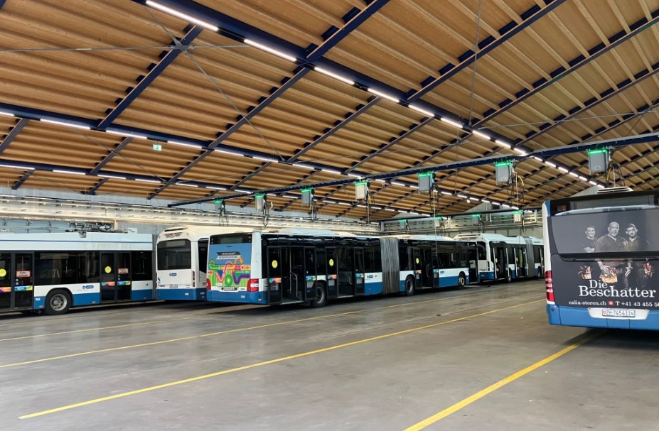 Der Werkhof Bullinger ist auch eine riesige Busgarage der VBZ